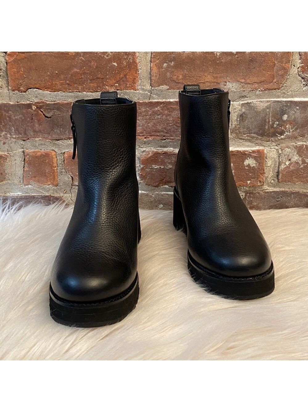 Cole Haan ZERØGRAND Cityquest Waterproof Wedge Chelsea Boots, Size 8.5B - Picture 6 of 17